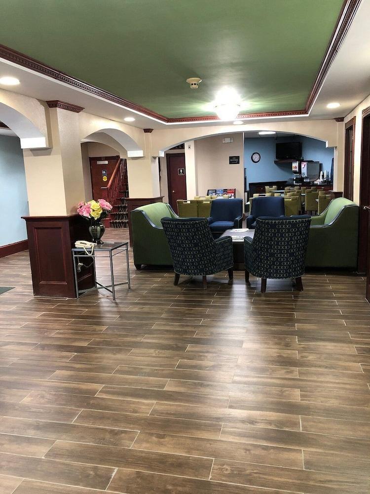 Super 8 By Wyndham West Greenwich/Providence Extérieur photo