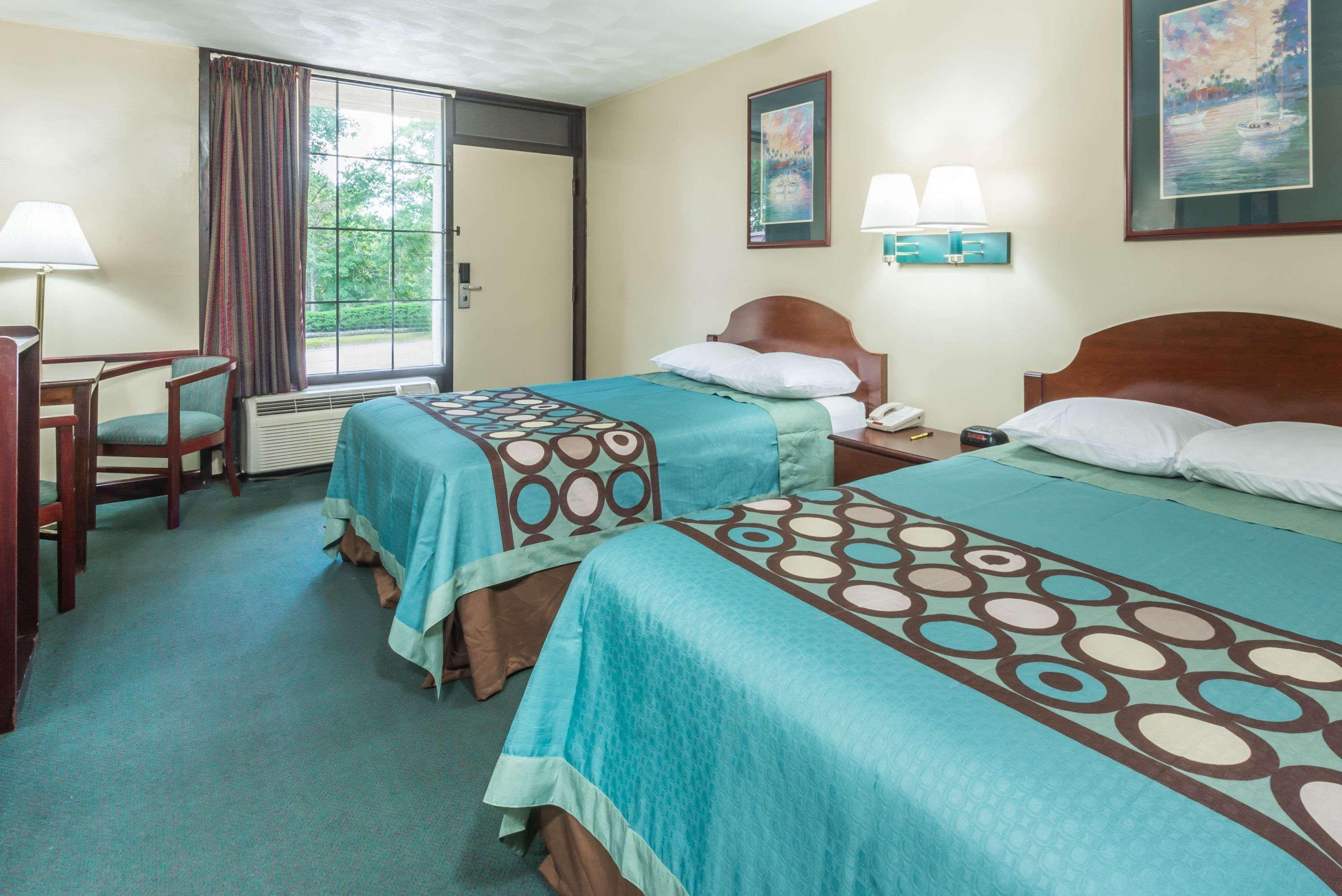 Super 8 By Wyndham West Greenwich/Providence Extérieur photo