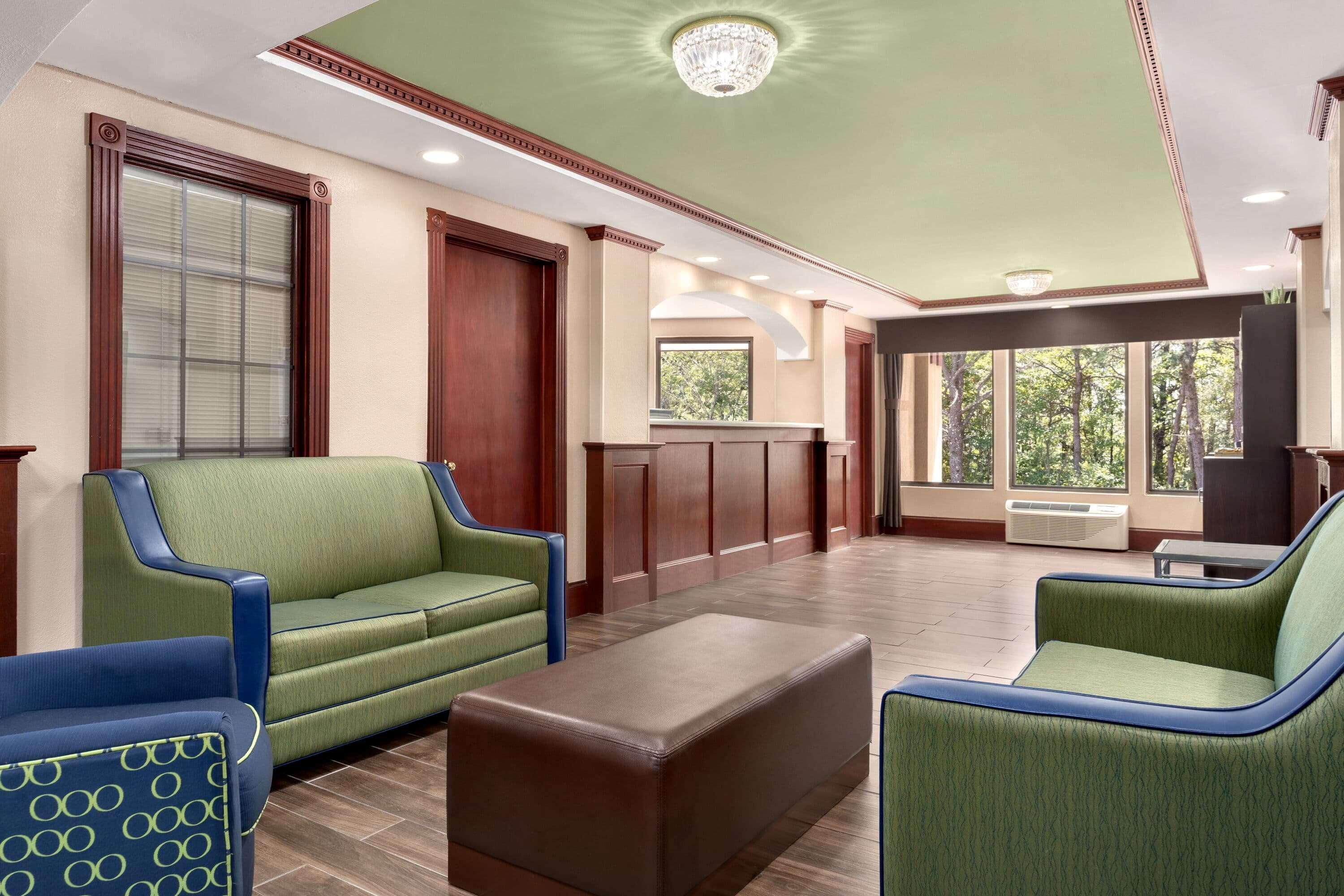 Super 8 By Wyndham West Greenwich/Providence Extérieur photo