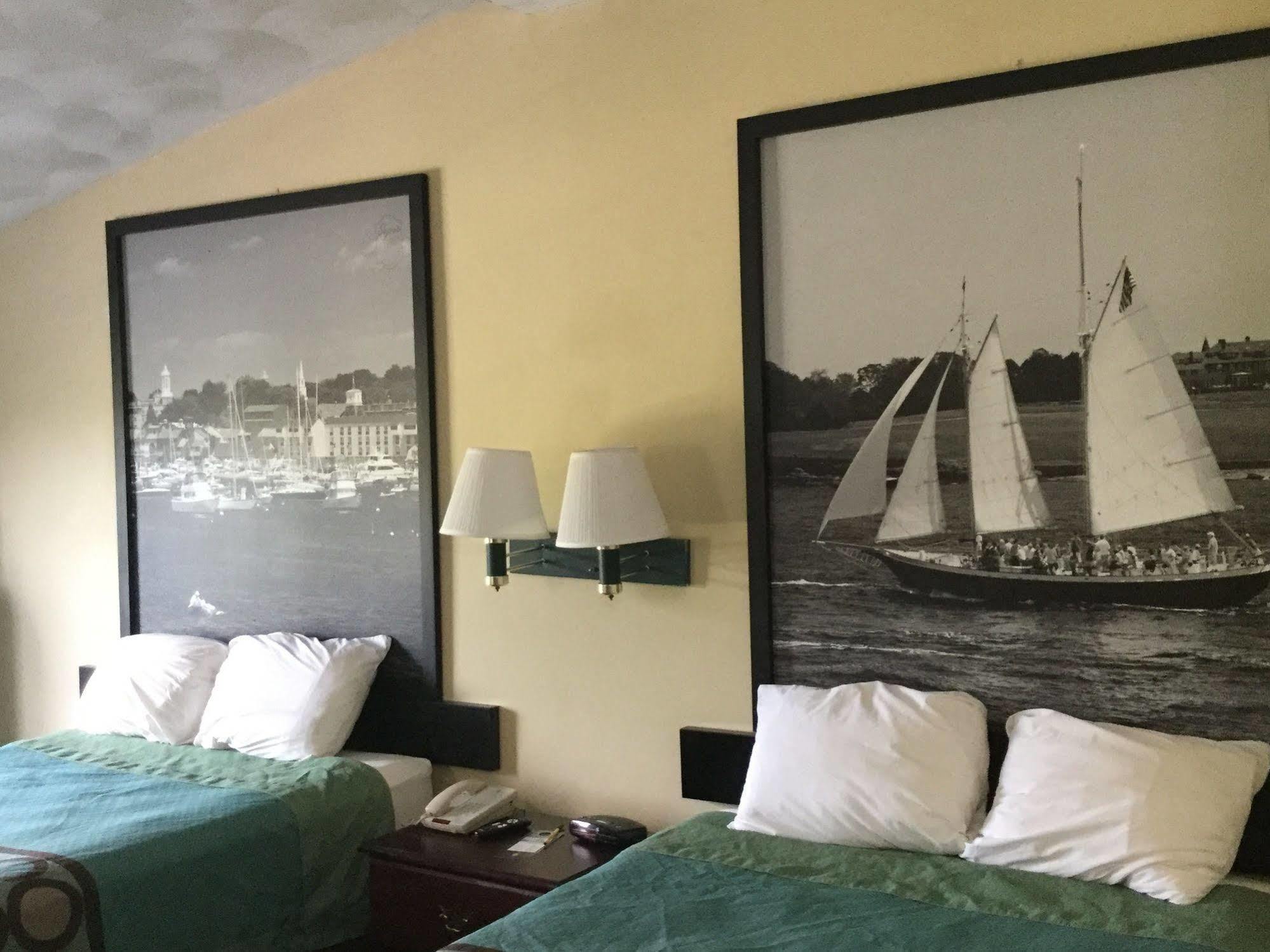 Super 8 By Wyndham West Greenwich/Providence Extérieur photo
